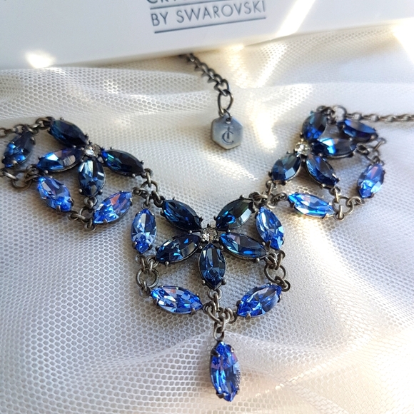 Touchstone Crystal Jewelry - Swarovski Crystallized Blue Shades Marquis Crystal Floral Leaf Necklace NWT